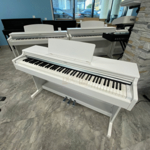 Yamaha YDP-145 trang bị hệ thống 2 loa
