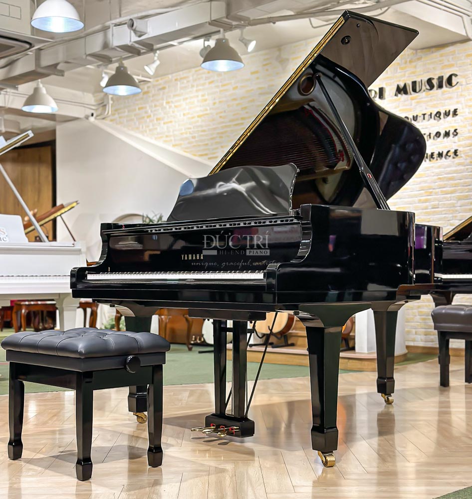 Yamaha C5E PE