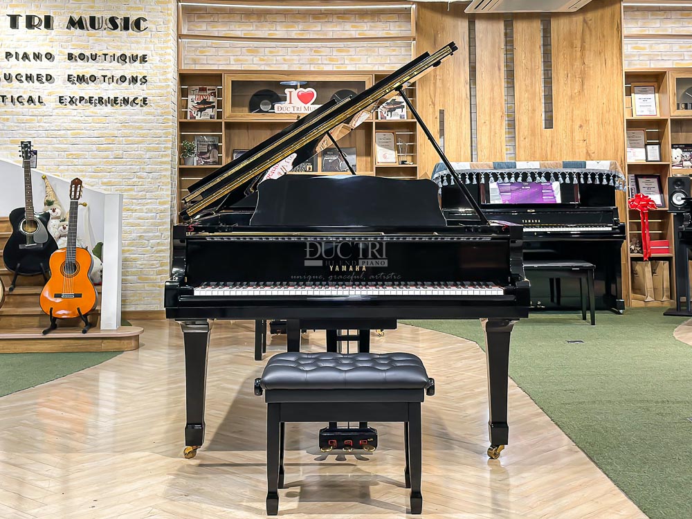 Yamaha C5E tại Piano Đức Trí