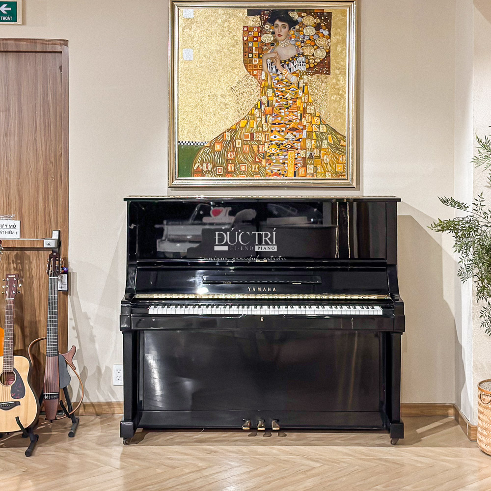 Chính Diện Yamaha Ux