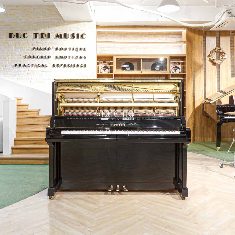 Máy đàn Yamaha UX30A