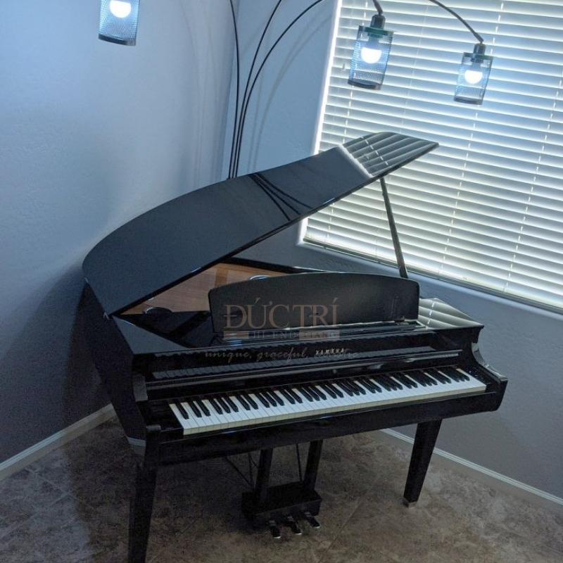 Yamaha CLP-795GP 10 Yamaha CLP-795GP được bàn giao và trưng bày tại nhà của khách hàng