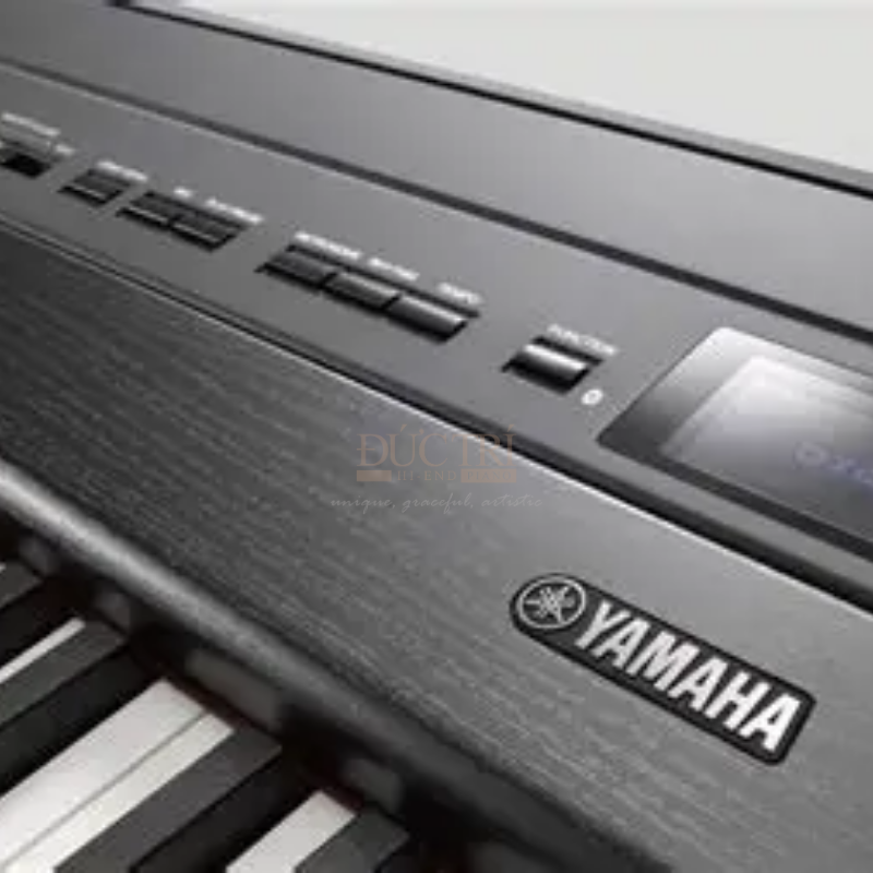 Yamaha P-515 7 Logo và bàn phím chiếc đàn Yamaha P-515