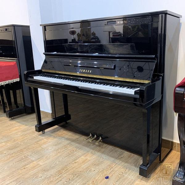Yamaha MX101R 4 Đàn Piano Yamaha MX100R - Cạnh phải đàn