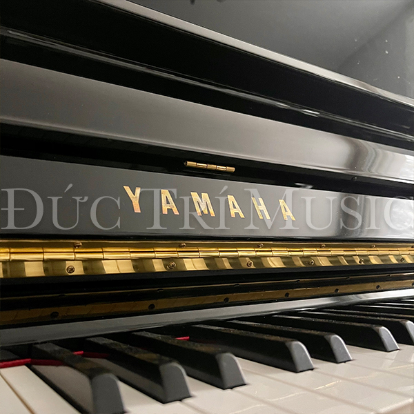 Yamaha U3M 19 Đàn piano yamaha U3M - Bàn phím đàn