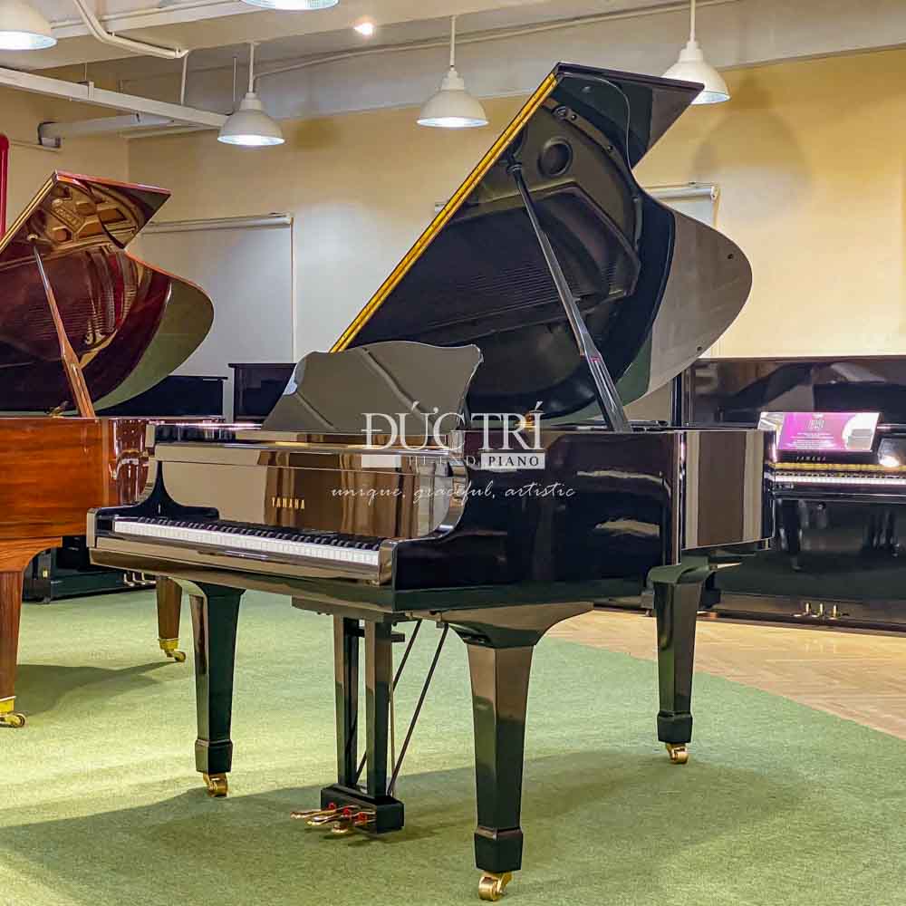 Piano Yamaha C3