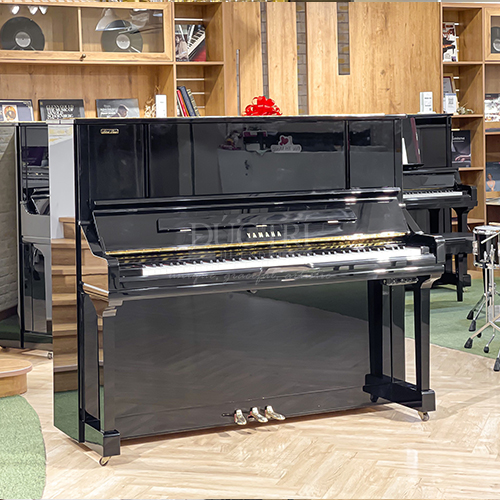 Đàn piano Yamaha YU30SZ