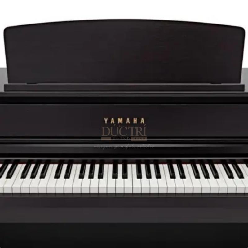 Yamaha CLP-775 7 Logo và bàn phím chiếc đàn Yamaha CLP-775