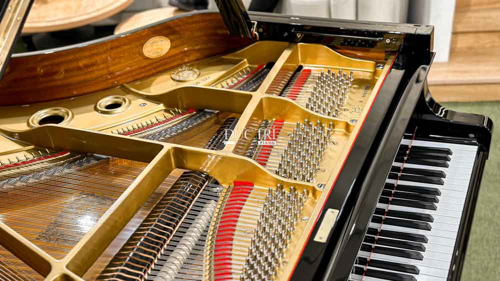 Yamaha G3B 25 Đàn Piano Yamaha G3B chốt giữ dây mạ niken