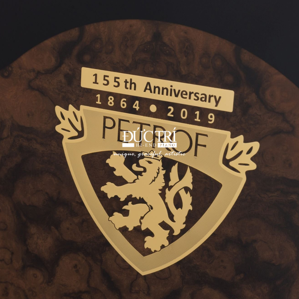 Petrof Walnut Root