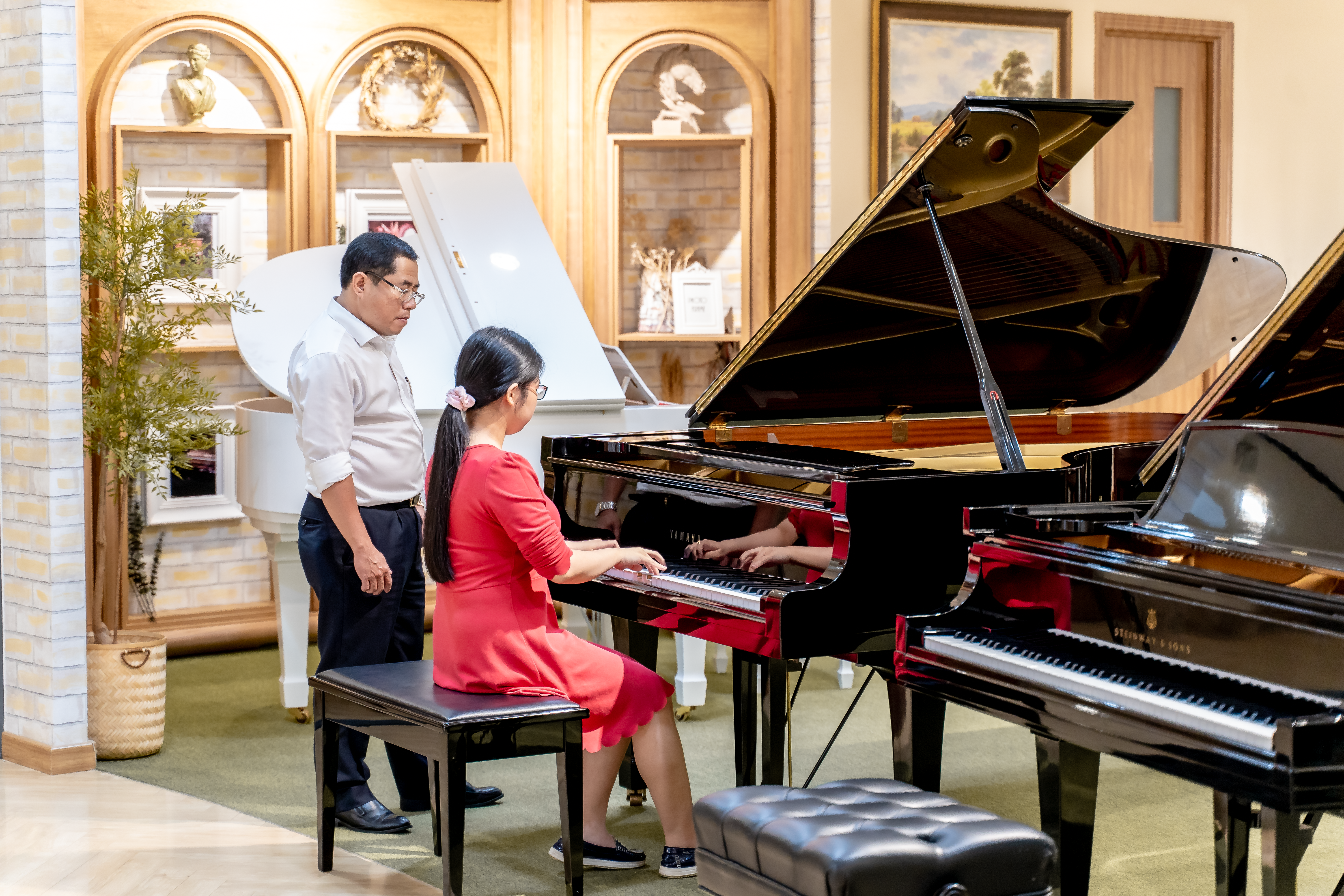 Showroom Piano Đức Trí - Góc nhìn 1