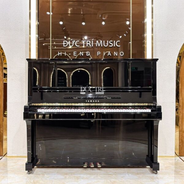 Đàn Piano Yamaha UX3 được trưng bày tại Showroom của Piano Đức Trí