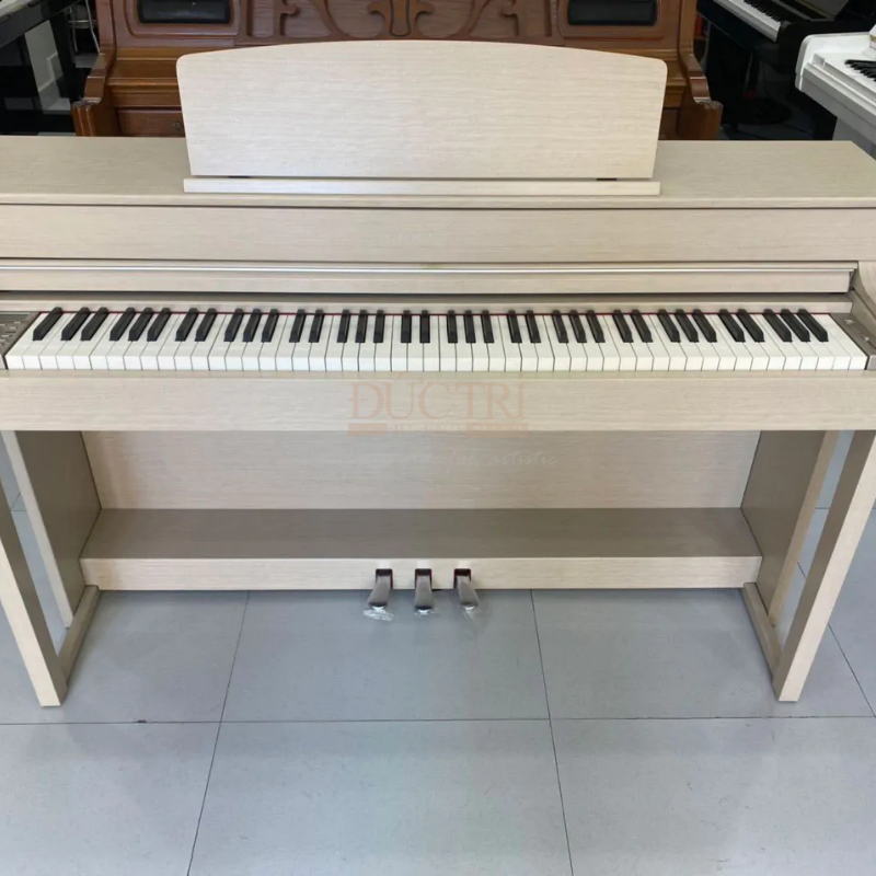 Yamaha CLP-545 8 Yamaha CLP-545 được bàn giao và trưng bày tại nhà của khách hàng