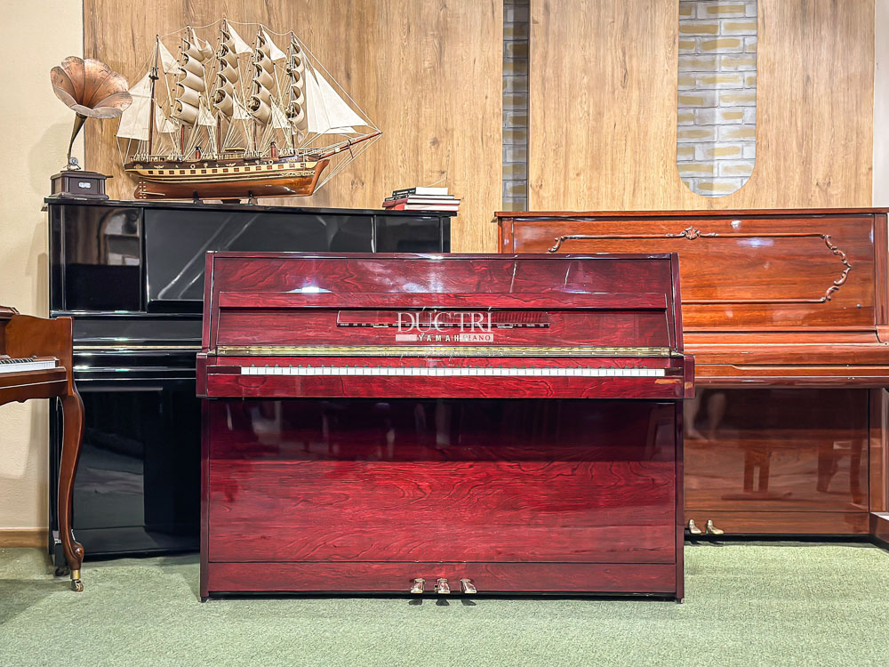 Yamaha MC108 1 Đàn Piano Yamaha MC108 Chất Lượng Tại Đức Trí Music