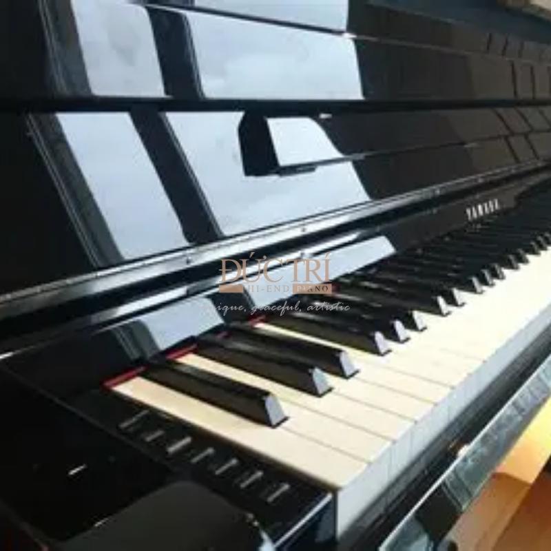 Yamaha CLP585 8 Góc nghiêng Piano Yamaha CLP585