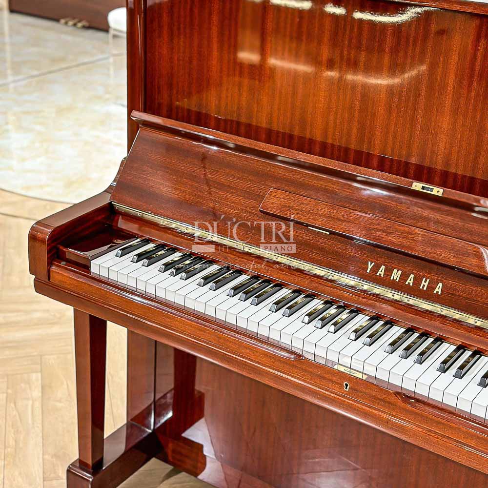 Phím đàn Yamaha U3H màu gỗ