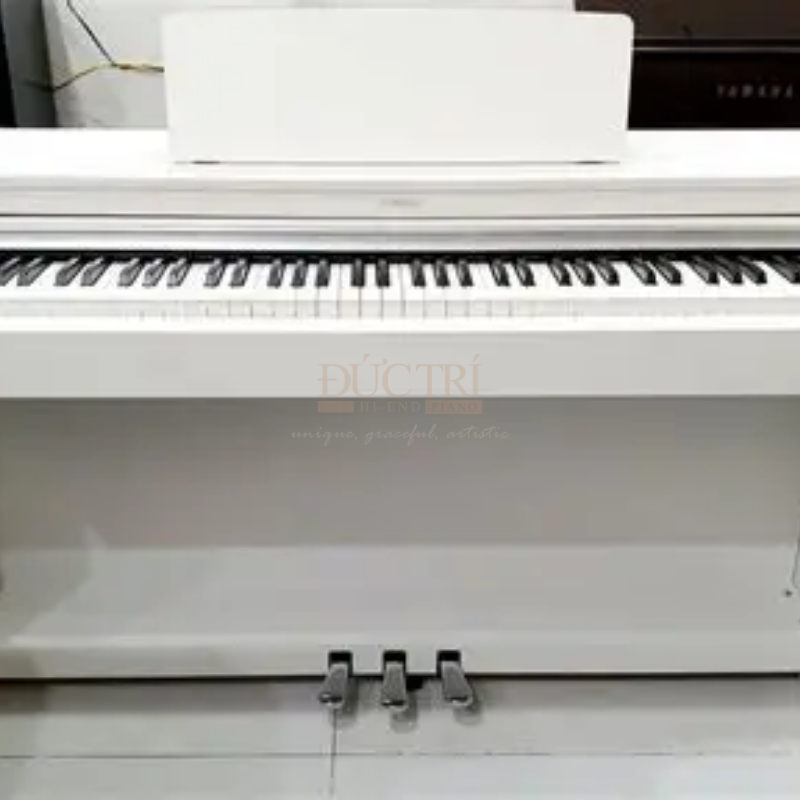 Yamaha YDP163 8 Yamaha YDP163 được bàn giao và trưng bày tại nhà của khách hàng