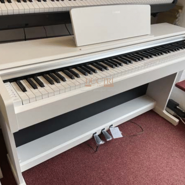 Yamaha YDP163 nhìn tổng quát