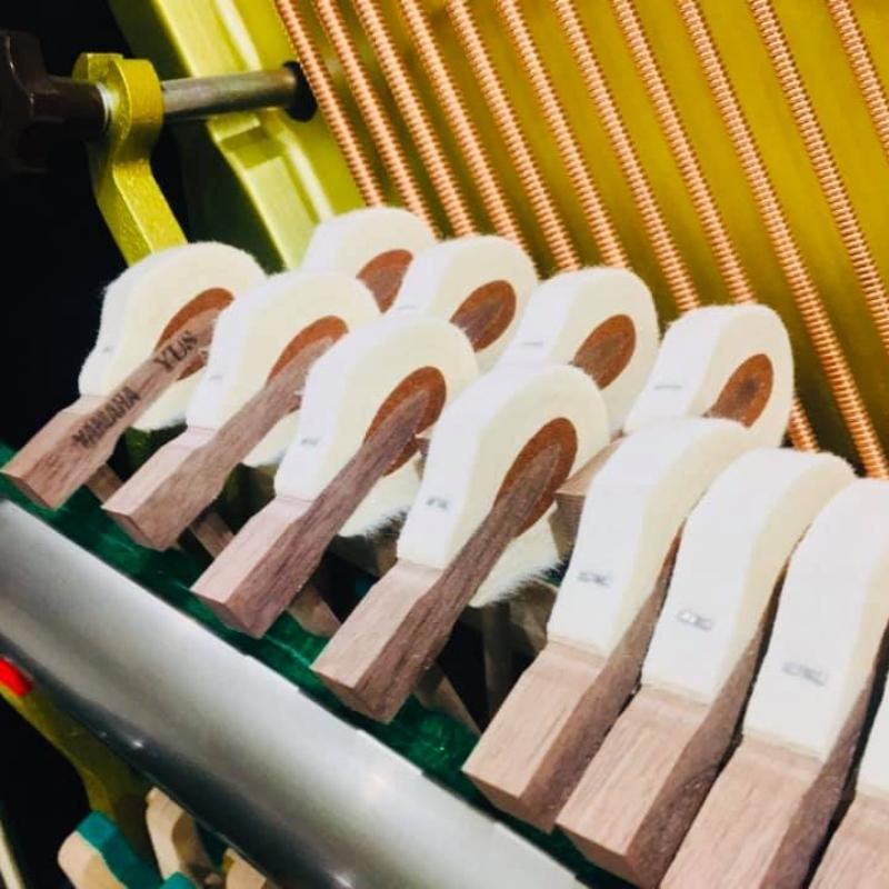 Yamaha U2F 12 Búa đàn Yamaha U2F