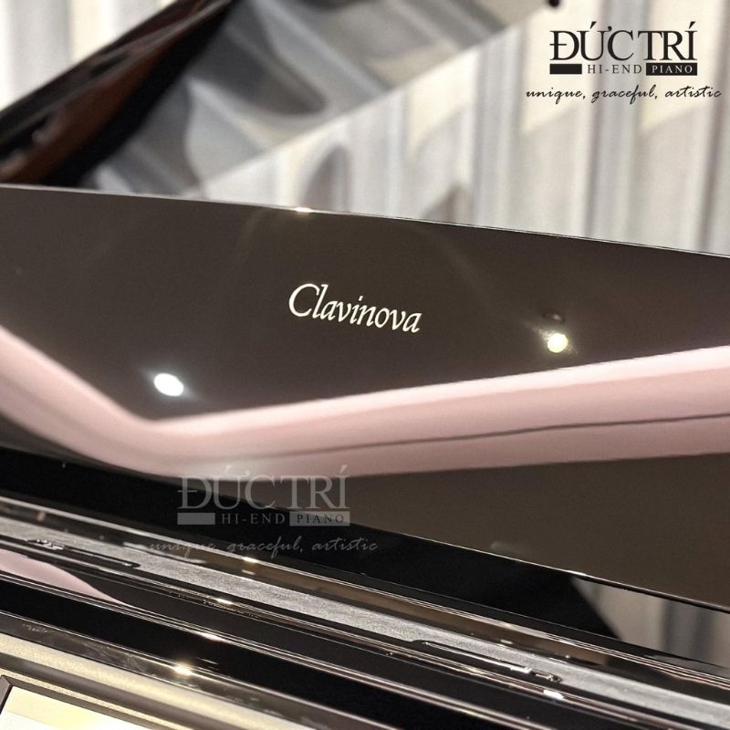 Yamaha AvantGrand N1 12 Logo của đàn piano Yamaha AvantGrand N1