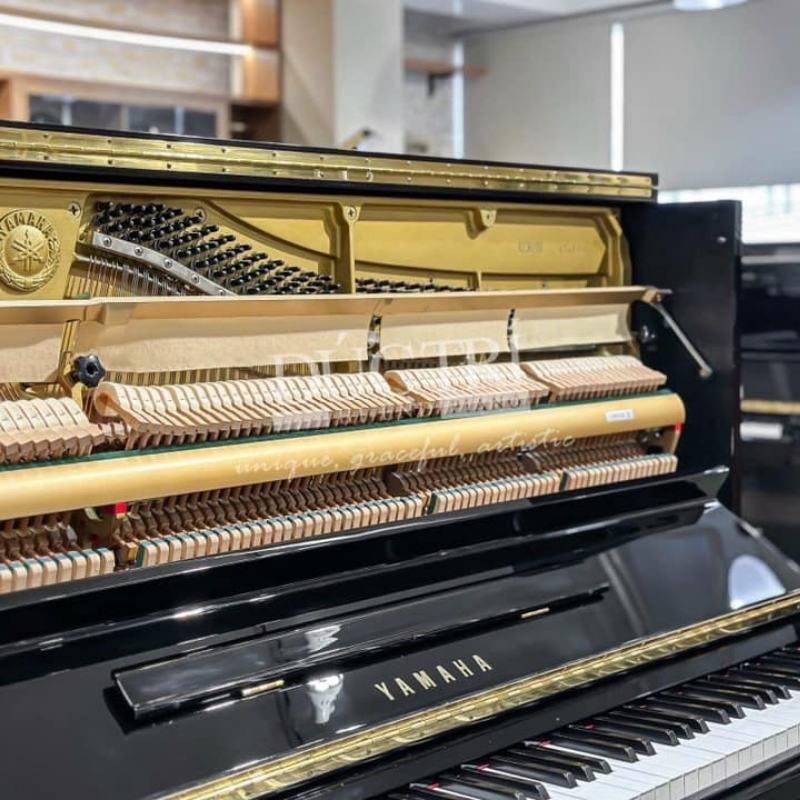 Yamaha U100 12 Nội thất bên trong đàn Yamaha U100