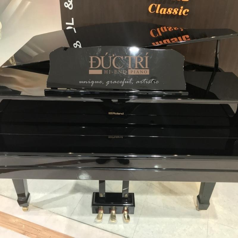 Roland GP609 8 Roland 609 được bàn giao và trưng bày tại nhà của khách hàng