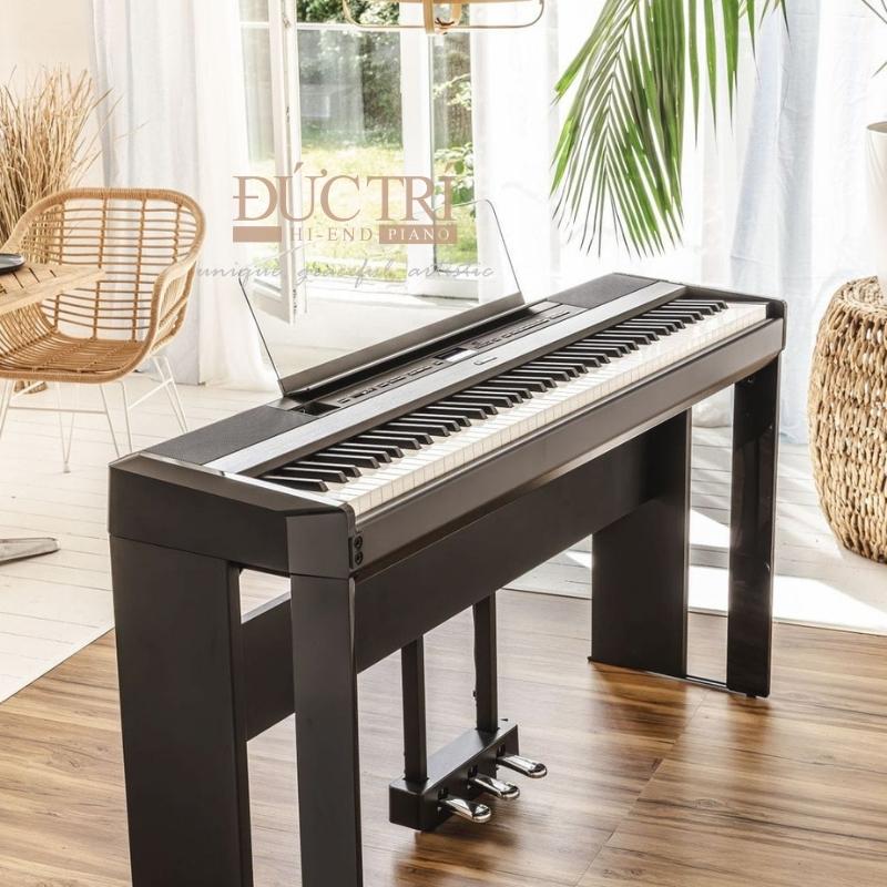 Yamaha P-525 6 Yamaha P525 được bàn giao và trưng bày tại nhà của khách hàng