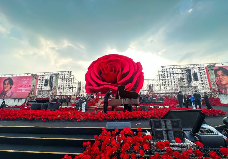 Hình ảnh Piano Đức Trí cho thuê đàn Piano để tổ chức sự kiện