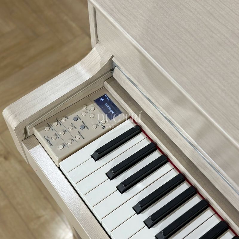 Yamaha CLP-645 5 Bàn phím góc bên trái của Đàn Piano Yamaha CLP-645