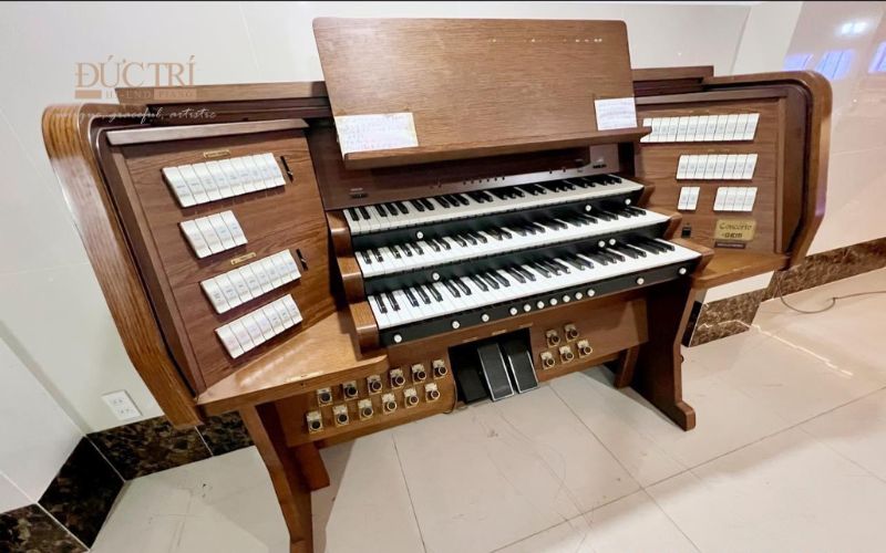 Hình ảnh đàn piano điện Electone