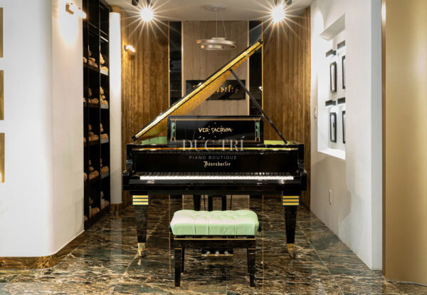 Bösendorfer Secession đang được trưng bày tại showroom Piano Đức Trí