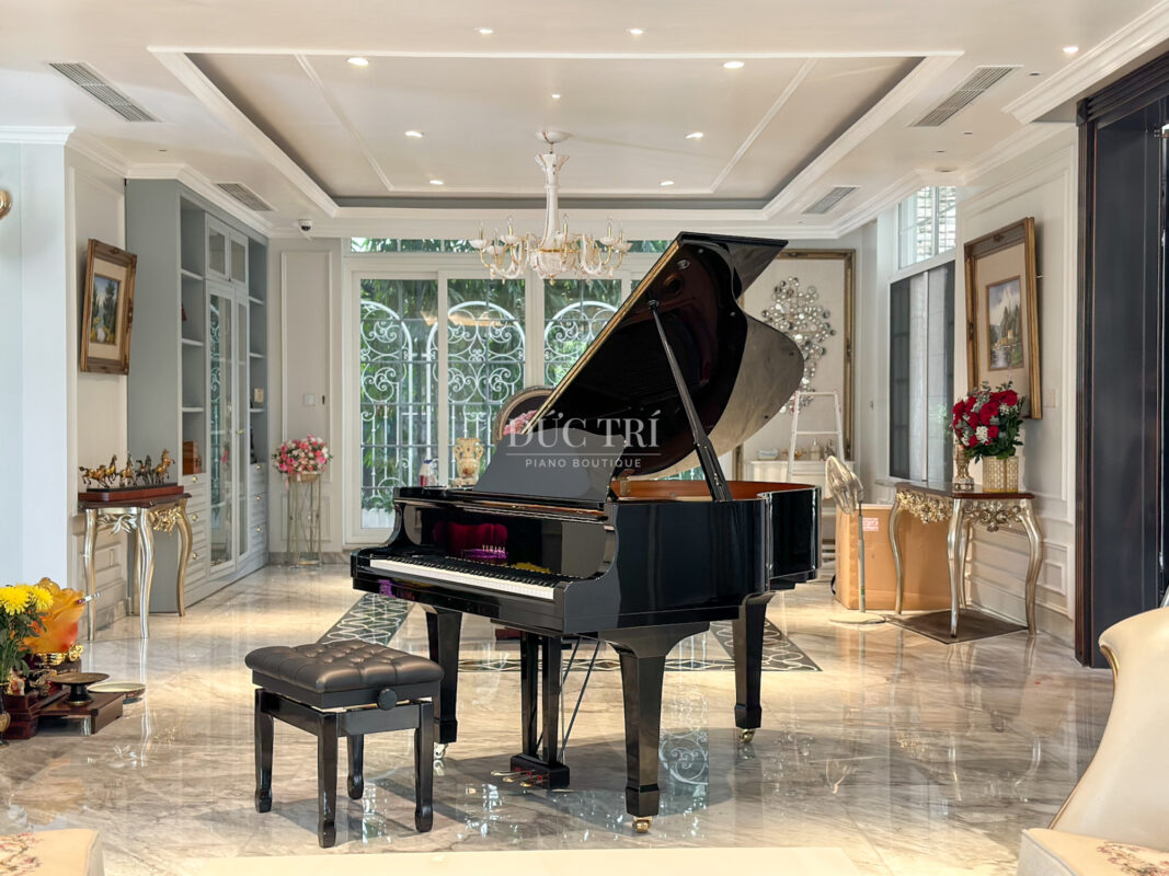 Bàn Giao Grand Piano Yamaha C1 Đến Cô Mai Hồng Quỳ 1 Grand Piano Yamaha C1