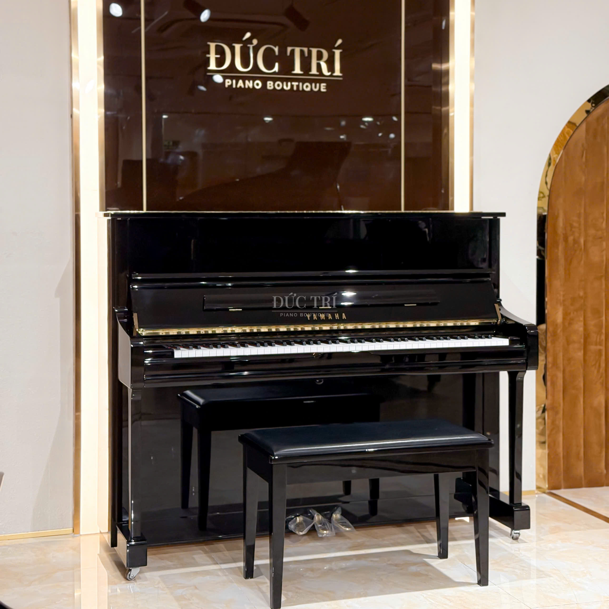 Yamaha U1JPE 12 Cận cảnh đàn Yamaha U1JPE